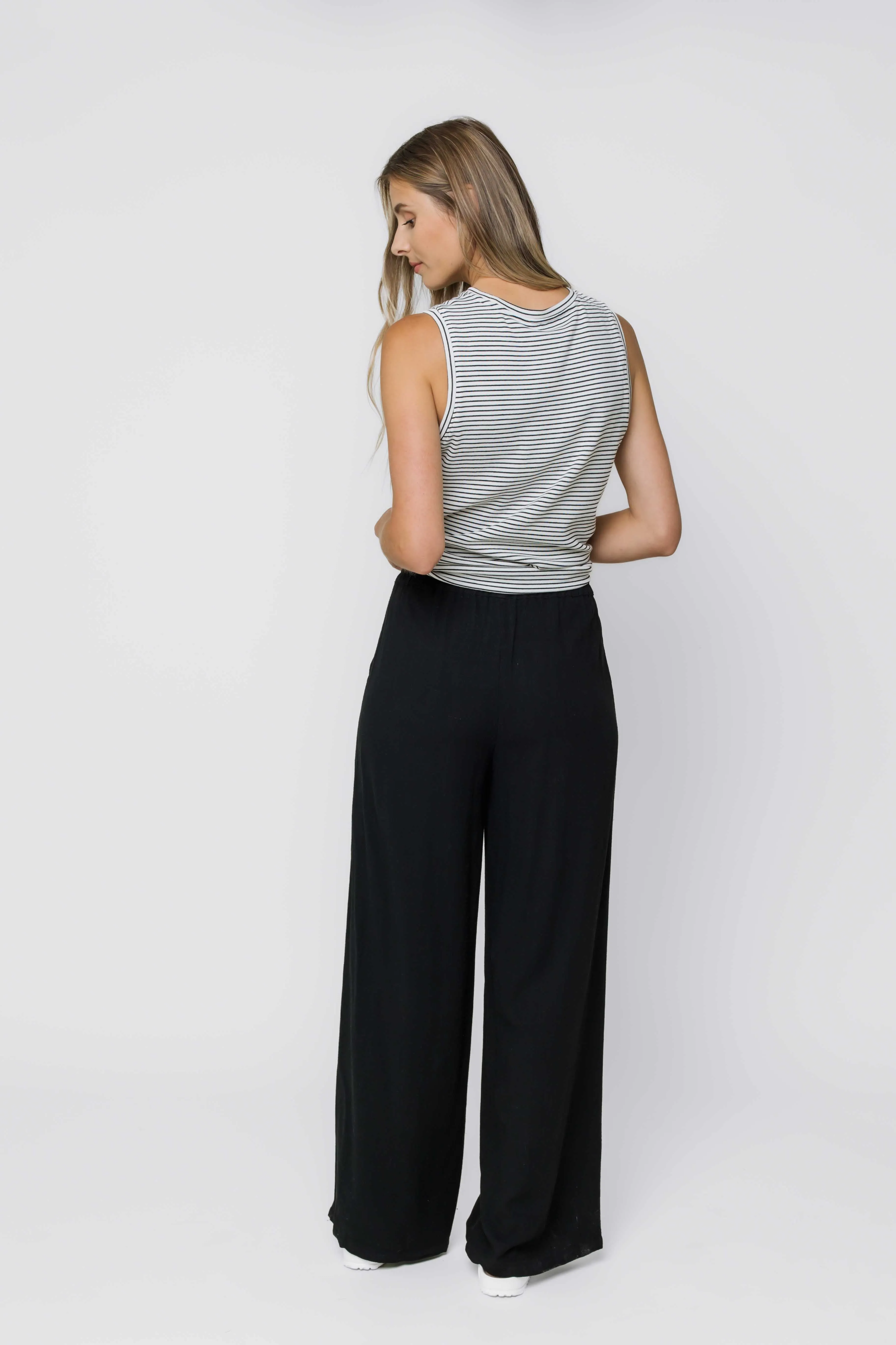 Elly-Wide Leg Pull On Pant