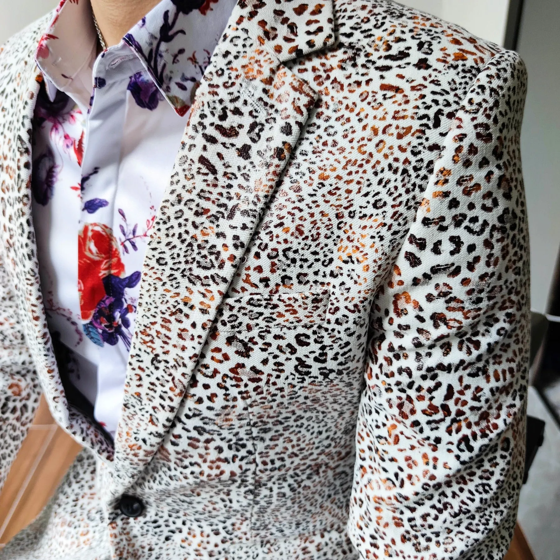 Stylish Leopard Pattern Blazer