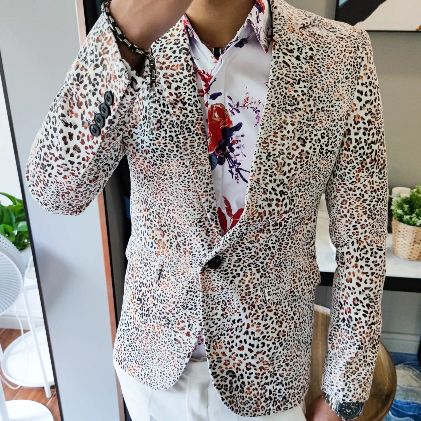 Stylish Leopard Pattern Blazer